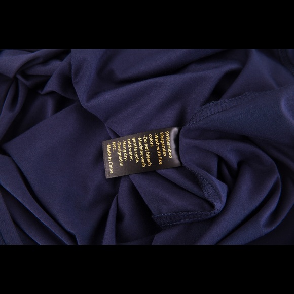 KING NEW YORK, V-NECK T-SHIRT, BLUE NAVY. - Picture 4 of 15